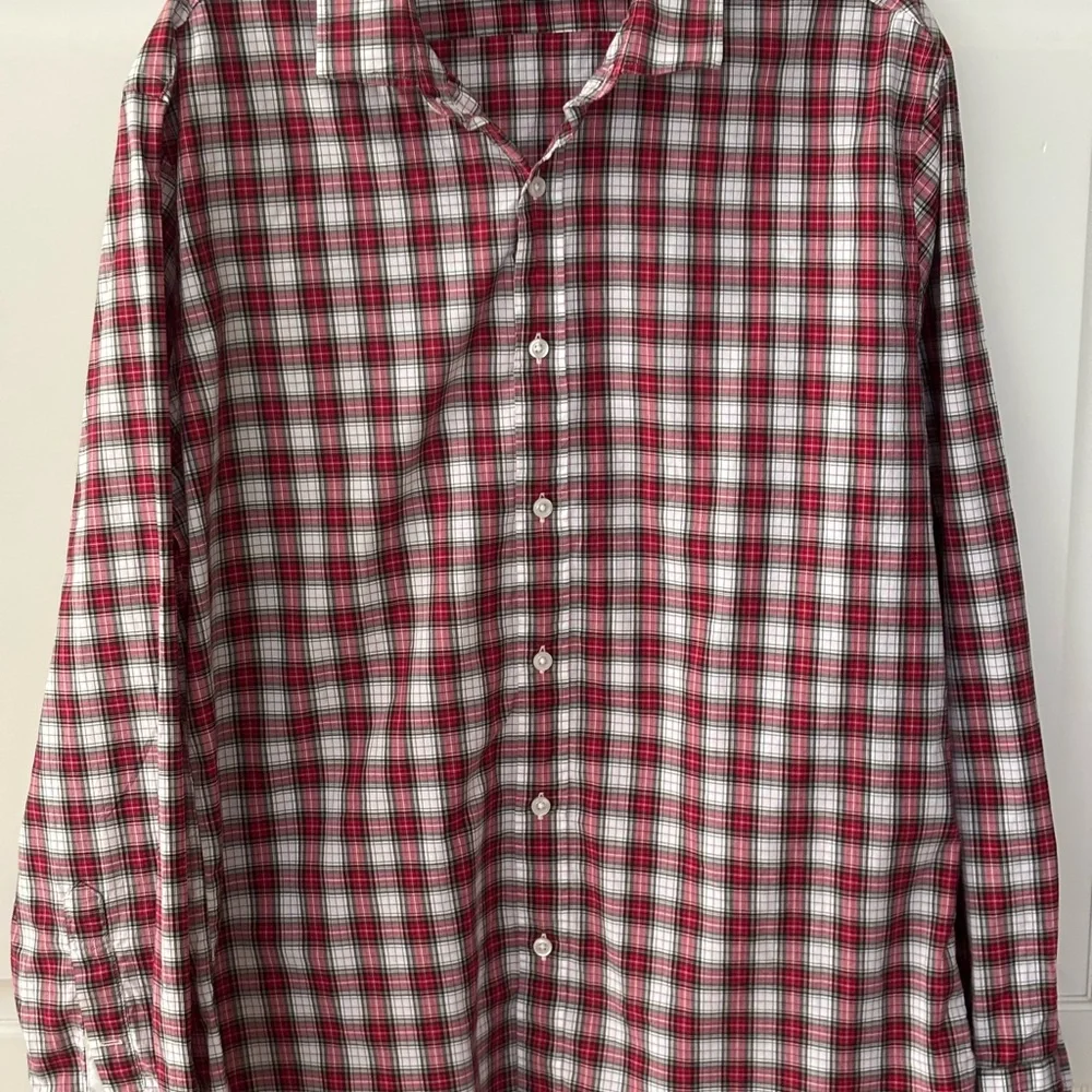 J Crew Mens XL‎ Gray and Red Plaid Cotton Long Sleeve Button Shirt